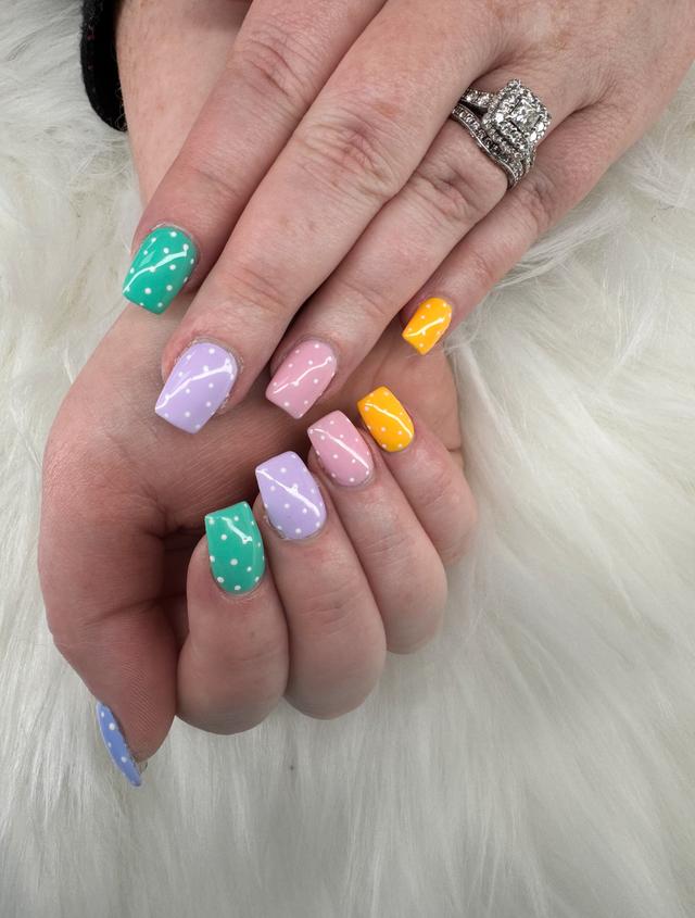 Elegant manicure design