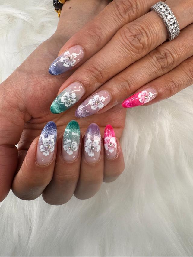 Professional nail art styling