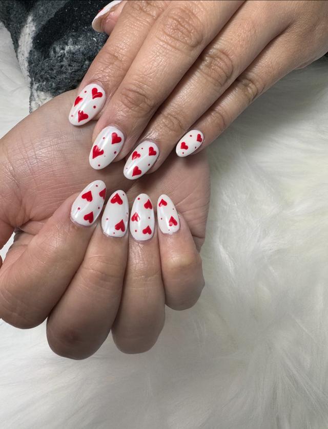 Artistic nail styling