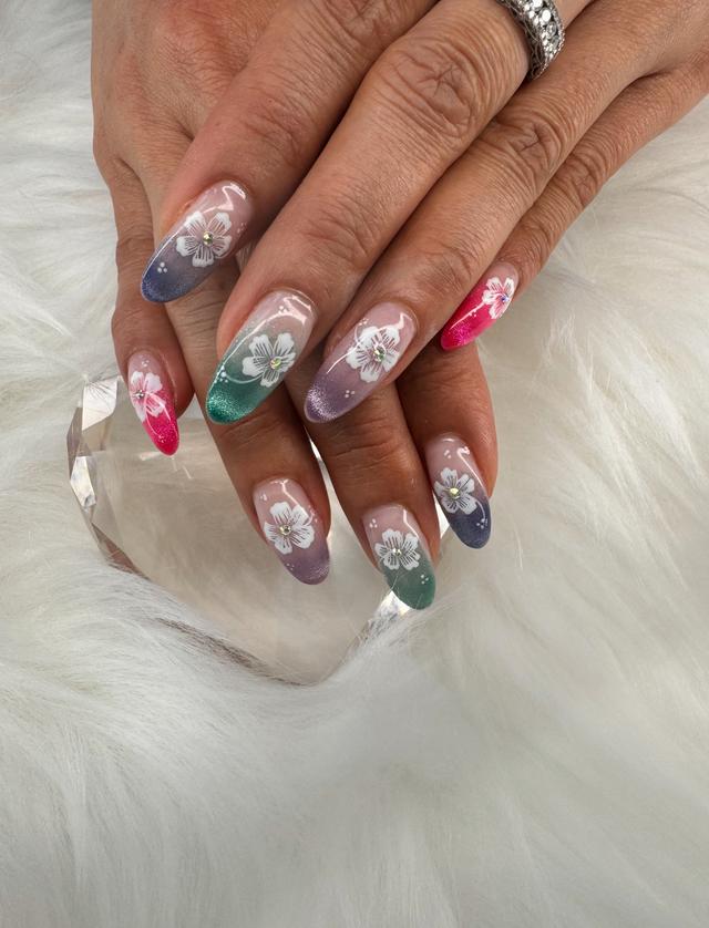 Luxury nail design
